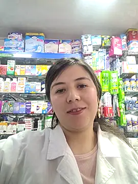 Snapshot of Sophie_del_Castillo chatting on June 7, 8:23 pm Sophie del Castillo online show from June 7, 8:23 pm
