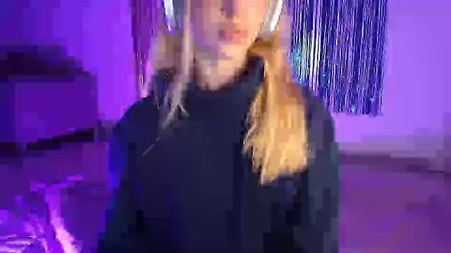 Alina Lee t online show from October 22, 2:23 am