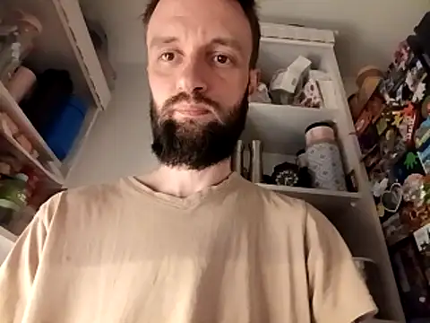Donowan86 online show from March 29, 12:32 am
