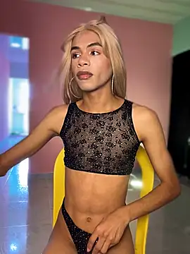 Katy bratz  online show from February 22, 7:01 pm