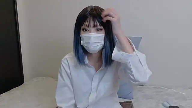 sarina at online show from July 18, 7:34 am