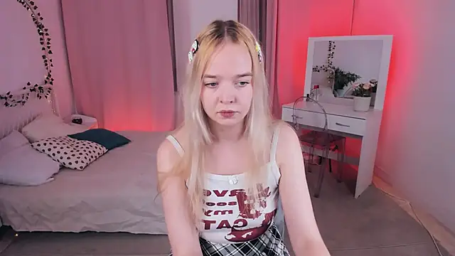 BellaMontgomery online show from October 13, 9:48 pm