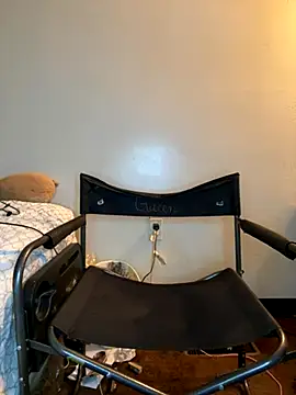 viceutk1 online show from October 26, 10:36 pm