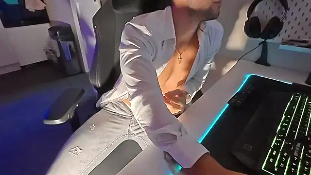 Snapshot of boiteasex chatting on September 13, 3:34 pm boiteasex online show from September 13, 3:34 pm