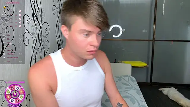 Snapshot of holy_eggs_02 chatting on July 12, 5:37 pm holy eggs 02 online show from July 12, 5:37 pm