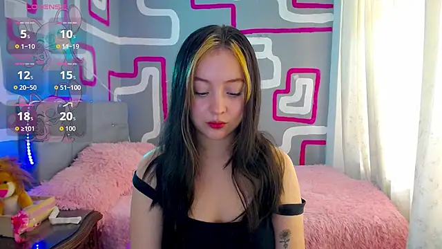 vero doll2 online show from March 25, 1:39 pm