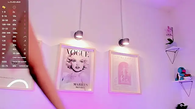 Snapshot of evan_voss chatting on September 25, 10:35 pm evan voss online show from September 25, 10:35 pm