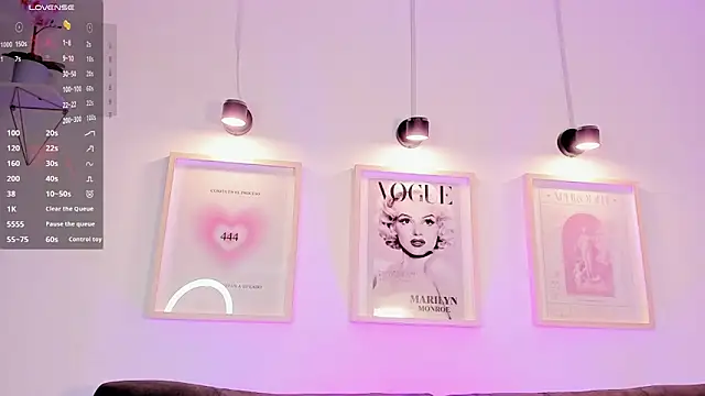 Snapshot of evan_voss chatting on October 9, 12:36 pm evan voss online show from October 9, 12:36 pm