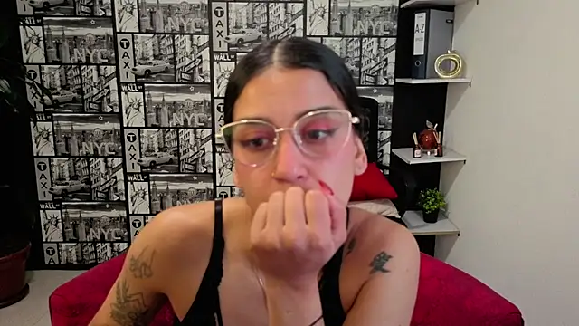DanielaMonroe online show from May 25, 8:59 pm