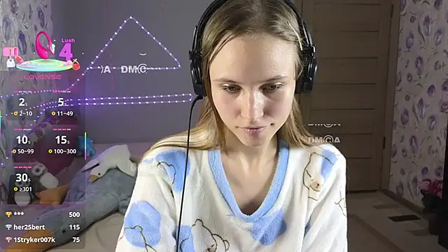 Armurra15 online show from September 17, 5:47 pm