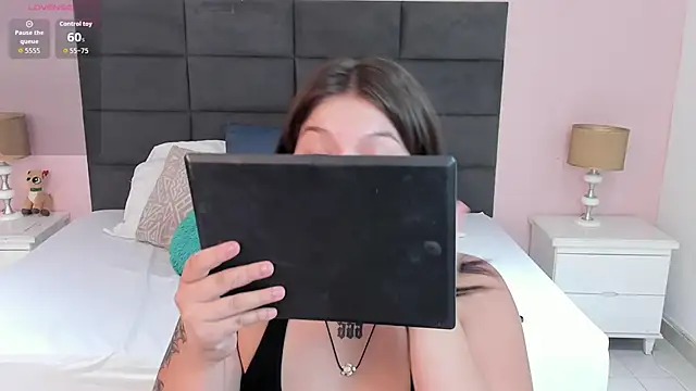 Abby-campbel online show from February 7, 8:23 pm