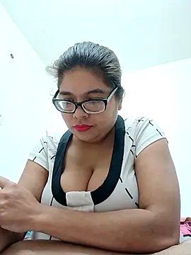 Elie couple143 online show from November 16, 1:22 am