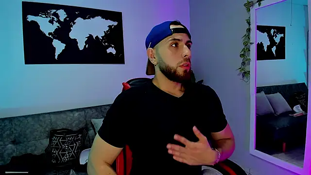 Maximo Wolff online show from November 26, 7:48 pm