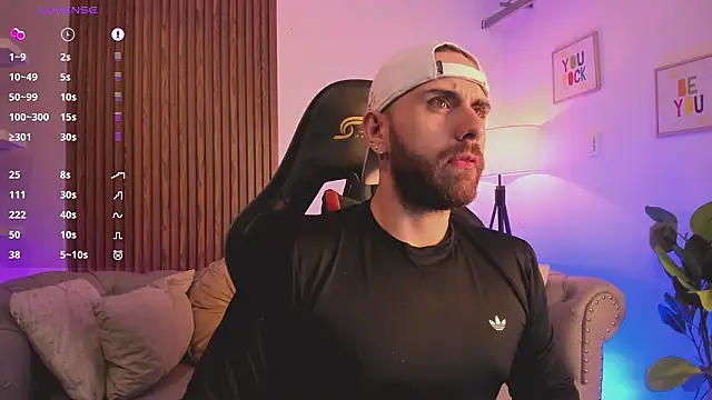 Maximo Wolff online show from February 13, 8:05 pm