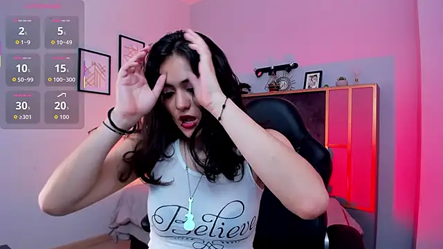 Snapshot of Azurra_amatto2 chatting on November 7, 8:42 pm Azurra amatto2 online show from November 7, 8:42 pm