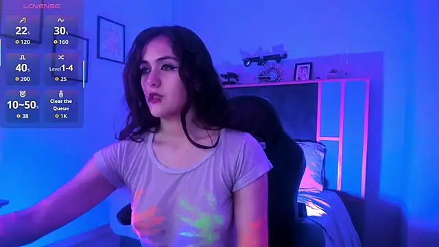 Snapshot of Azurra_amatto2 chatting on November 12, 9:03 pm Azurra amatto2 online show from November 12, 9:03 pm