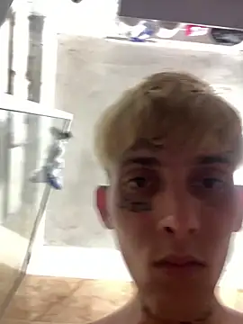 Snapshot of KinkyLatinCock chatting on September 26, 6:50 am KinkyLatinCock online show from September 26, 6:50 am