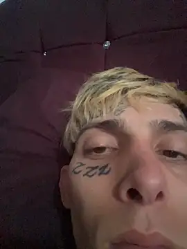 Snapshot of KinkyLatinCock chatting on October 24, 12:45 pm KinkyLatinCock online show from October 24, 12:45 pm