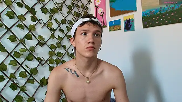 Snapshot of Patrick_phoenix chatting on September 16, 3:02 pm Patrick phoenix online show from September 16, 3:02 pm