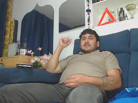Snapshot of AMIRRAMIJANALHOT chatting on March 6, 9:33 pm AMIRRAMIJANALHOT online show from March 6, 9:33 pm