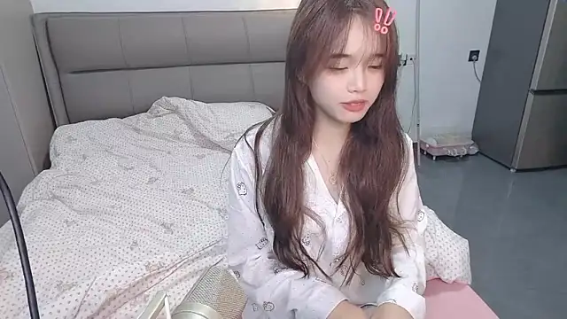 kexin a online show from October 19, 12:06 pm