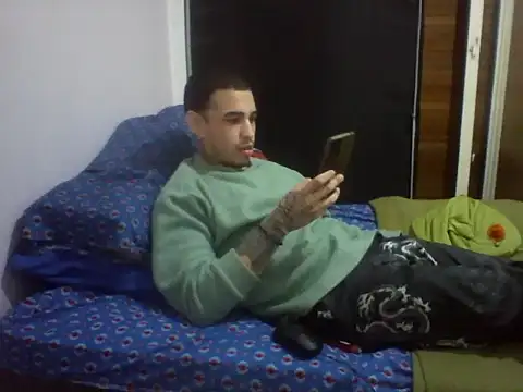 Snapshot of Amorrochyz chatting on September 20, 5:30 am Amorrochyz online show from September 20, 5:30 am