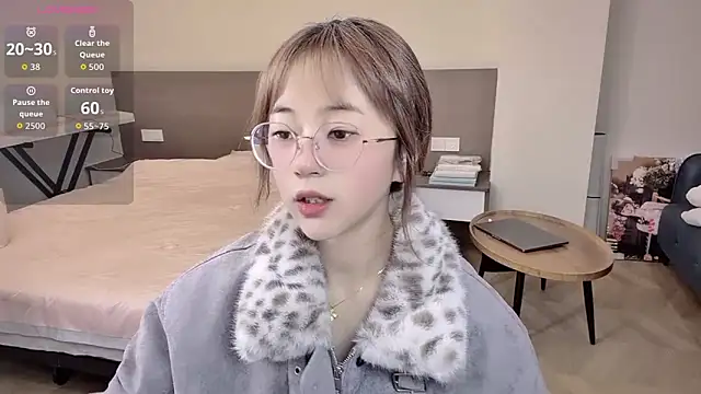 Snapshot of nini_a chatting on December 2, 8:30 am nini a online show from December 2, 8:30 am