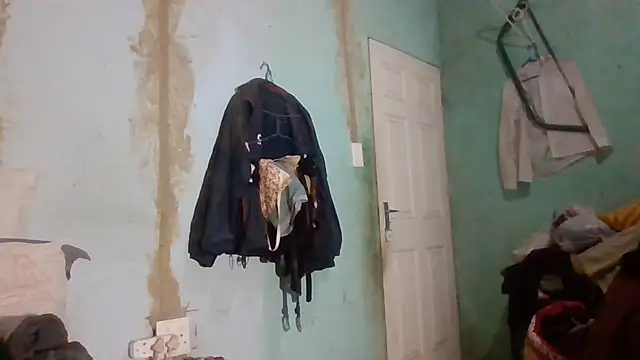 Snapshot of Nicky52 chatting on November 20, 5:45 pm Nicky52 online show from November 20, 5:45 pm