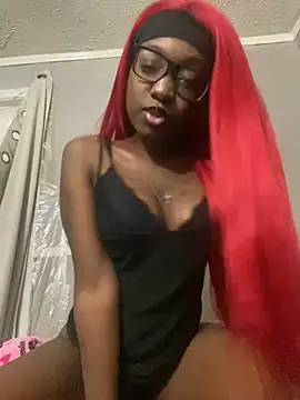 Snapshot of HennessyBaby21 chatting on February 23, 2:31 am HennessyBaby21 online show from February 23, 2:31 am