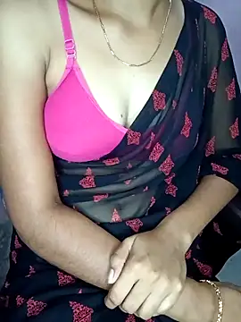Snapshot of Nidhi_lovely chatting on April 8, 2:11 am Nidhi lovely online show from April 8, 2:11 am