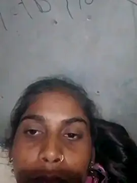 Nensi cut online show from December 20, 4:03 pm