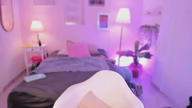 emma soul1 online show from October 28, 7:49 pm