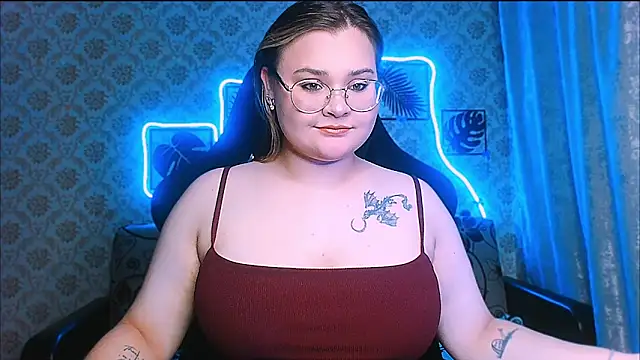 Snapshot of InLoveWithLife26 chatting on July 25, 7:55 pm InLoveWithLife26 online show from July 25, 7:55 pm