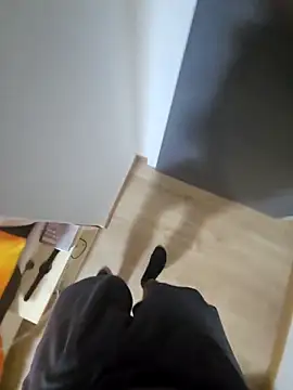 flirt 23 online show from March 11, 8:04 pm