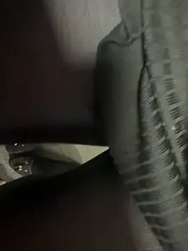 HiddenHoneyLDN online show from September 26, 9:46 am