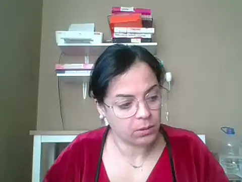 ITALIANASISIXX online show from November 27, 8:05 am