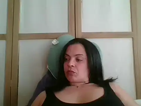 ITALIANASISIXX online show from February 22, 2:48 pm