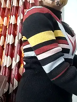 Snapshot of Ruhi_07 chatting on November 25, 3:17 am Ruhi 07 online show from November 25, 3:17 am