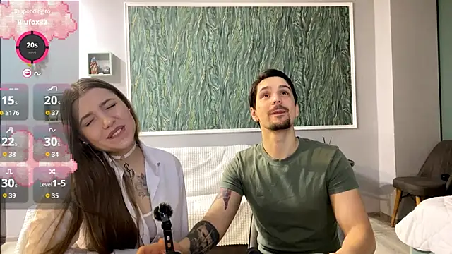 Snapshot of VelvetMiley chatting on March 8, 12:19 am VelvetMiley online show from March 8, 12:19 am