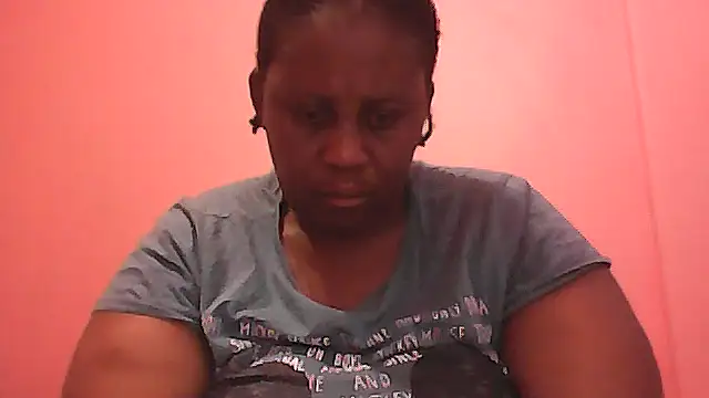 HUGEASSXXXXX online show from October 10, 4:11 am