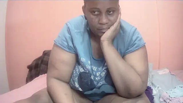 HUGEASSXXXXX online show from November 30, 6:12 pm