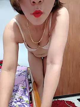 Rosalind xxx online show from April 22, 10:44 pm