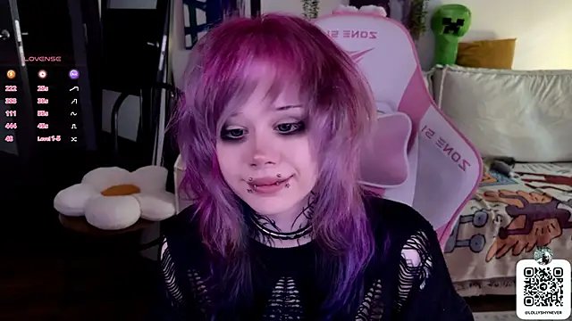 Lollyshy online show from September 12, 1:00 pm