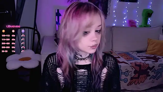 Lollyshy online show from December 14, 10:20 am