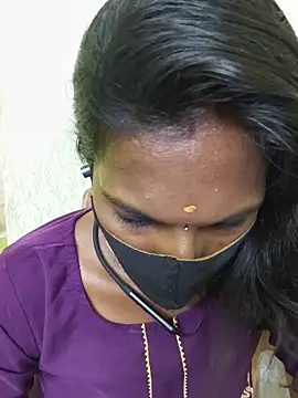 Honey rosetamil online show from June 11, 6:39 pm