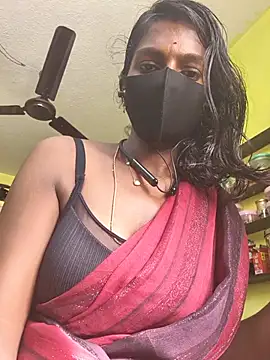 Snapshot of Honey_rosetamil chatting on June 23, 2:53 am Honey rosetamil online show from June 23, 2:53 am
