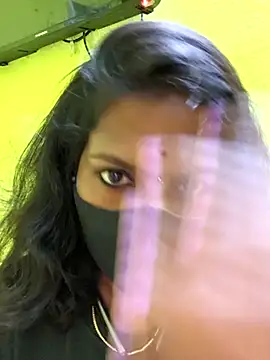 Snapshot of Honey_rosetamil chatting on July 9, 4:44 pm Honey rosetamil online show from July 9, 4:44 pm
