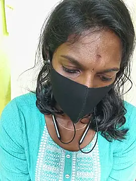 Snapshot of Honey_rosetamil chatting on July 14, 2:27 am Honey rosetamil online show from July 14, 2:27 am