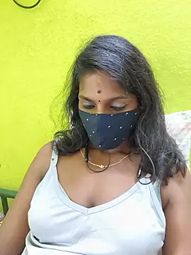 Snapshot of Honey_rosetamil chatting on July 28, 5:47 am Honey rosetamil online show from July 28, 5:47 am