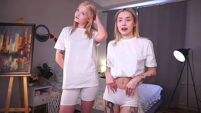 LilianBenskin online show from February 27, 6:57 am